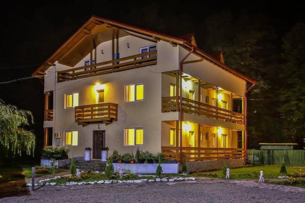 Pensiunea La Padure Cheia, Prahova Hotel Măneciu Exterior foto