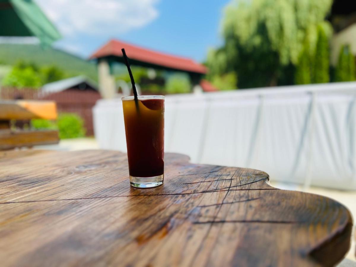 Pensiunea La Padure Cheia, Prahova Hotel Măneciu Exterior foto